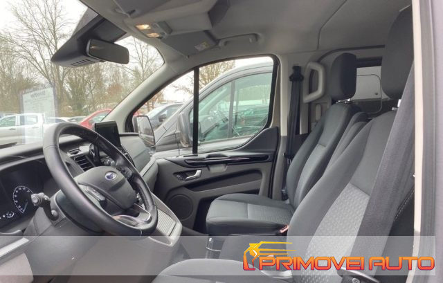Ford Tourneo Custom 320 2.0 EcoBlue 130CV L2 Trend - foto 2 di 4