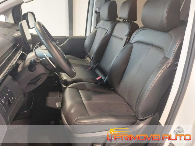 Hyundai STARIA 2.2 AT 2WD 9 posti usato a CASTELNUOVO RANGONE