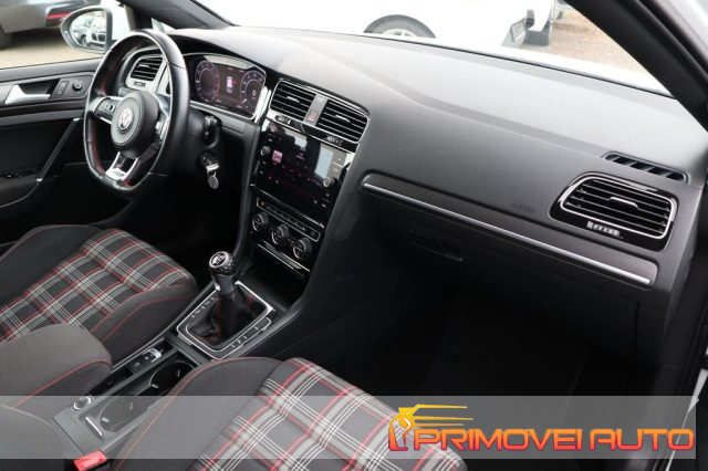 Volkswagen Golf GTI 2.0 245 CV TSI 5p. usato a CASTELNUOVO RANGONE