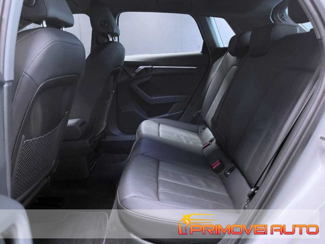 Audi A3 Sedan 35 TFSI S tronic Business Advanced, del 2023, 3.991 km, in vendita a Castelnuovo Rangone (MO)