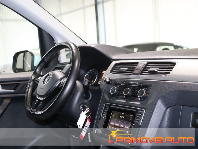 Volkswagen Caddy 1.4 TGI Comfortline Maxi usato a CASTELNUOVO RANGONE