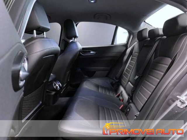 Alfa Romeo Giulia 2.2 Turbodiesel 150 CV - foto 2 di 4