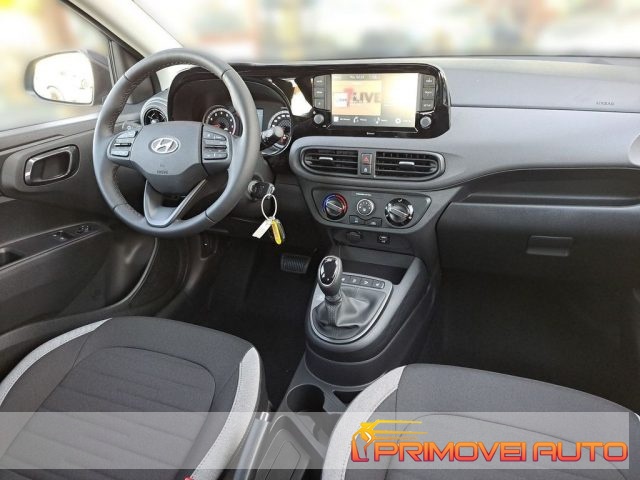 Hyundai i10 1.0 MPI AT Trend - foto 2 di 4