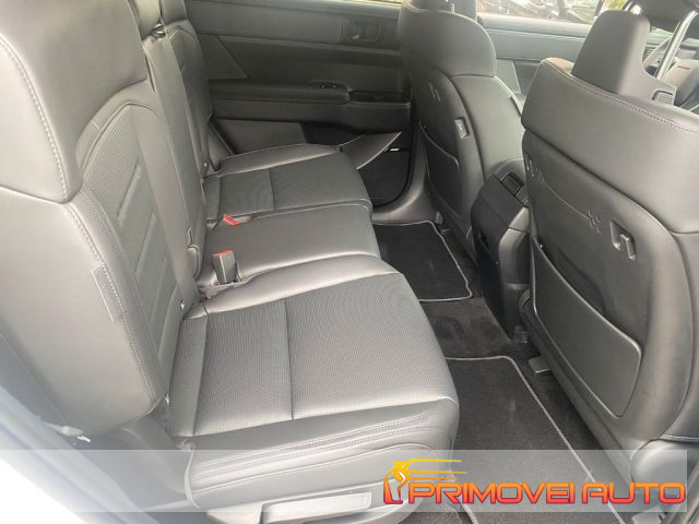 Hyundai SANTA FE 1.6 T-GDi HEV 4WD AT 7 posti XCLASS - foto 4 di 4
