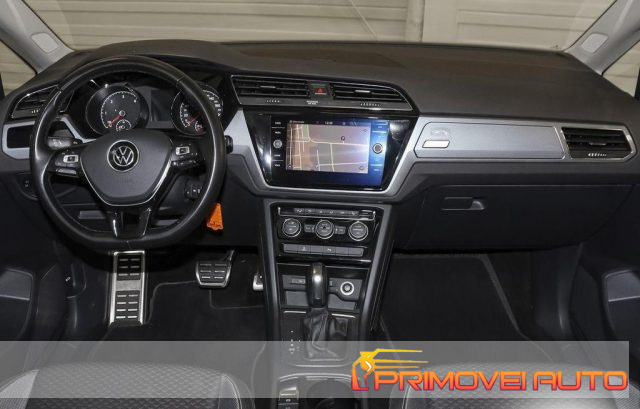 Volkswagen Touran 2.0 TDI 150 CV SCR DSG Active usato a CASTELNUOVO RANGONE