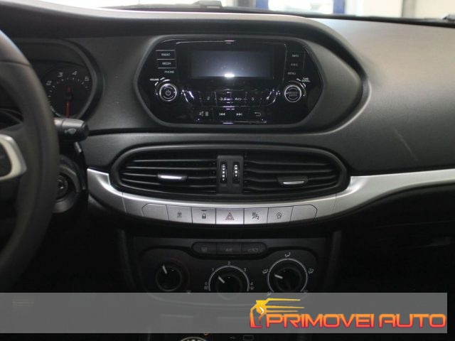 Fiat Tipo 1.4 5 porte Street - foto 2 di 4