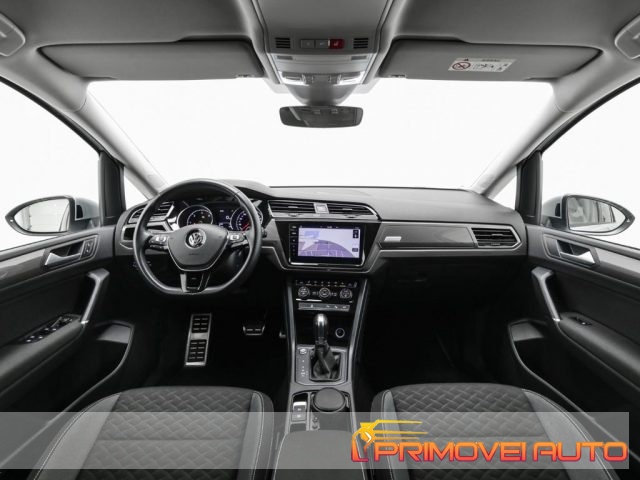 Volkswagen Touran 1.6 TDI 115 CV SCR DSG Join BlueMotion Tech. usato a CASTELNUOVO RANGONE