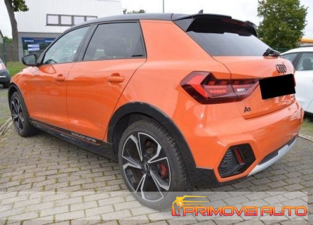 Audi A1 citycarver S line usato a CASTELNUOVO RANGONE