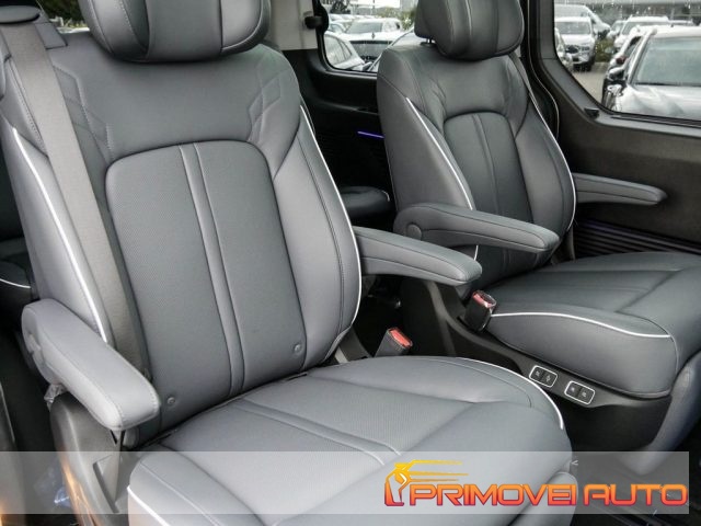 Hyundai STARIA 2.2 AT 2WD 7 posti Signature - foto 3 di 4