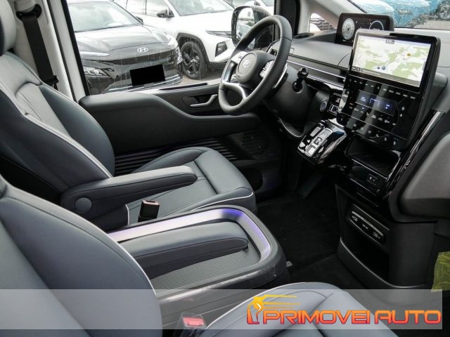 Hyundai STARIA 2.2 AT 2WD 7 posti Signature km 0 a CASTELNUOVO RANGONE