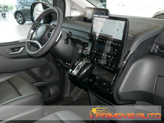 Hyundai STARIA 2.2 MT 4WD 9 posti km 0 a CASTELNUOVO RANGONE