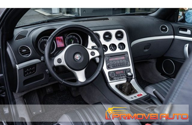 Alfa Romeo Spider 2.2 JTS Exclusive usato a CASTELNUOVO RANGONE