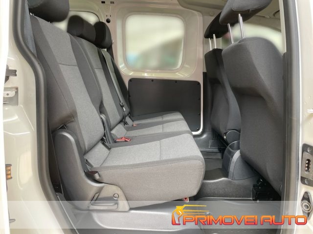 Volkswagen Caddy 1.0 TSI 102 CV Trendline Maxi, del 2018, 22.600 km, in vendita a Castelnuovo Rangone (MO)