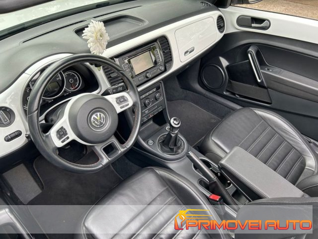 Volkswagen Maggiolino Cabrio 1.2 TSI Cup usato a CASTELNUOVO RANGONE