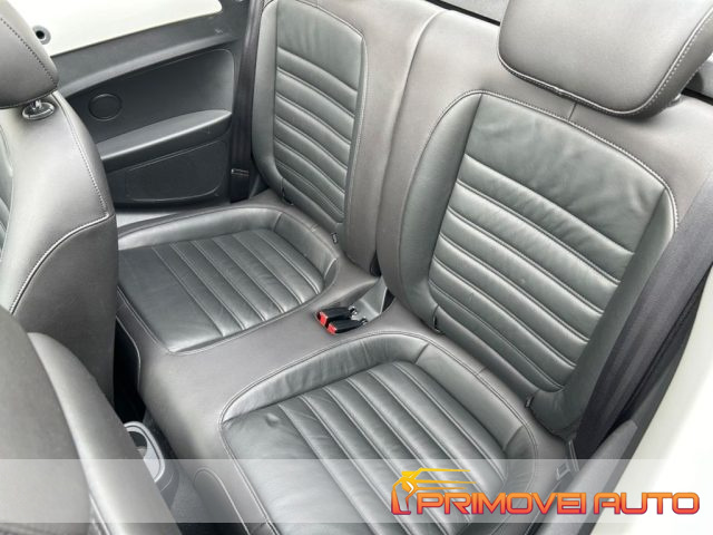 Volkswagen Maggiolino Cabrio 1.2 TSI Cup - foto 4 di 4
