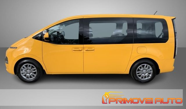 Hyundai STARIA 2.2 AT 2WD 9 posti CRDi TREND EasyAccess, del 2024, 3.900 km, in vendita a Castelnuovo Rangone (MO)