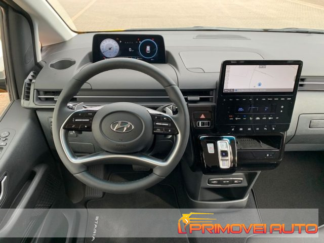 Hyundai STARIA 2.2 AT 2WD 9 posti CRDi TREND EasyAccess - foto 2 di 4