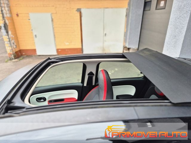 Renault Twingo SCe Liberty GPL, del 2016, 85.800 km, in vendita a Castelnuovo Rangone (MO)