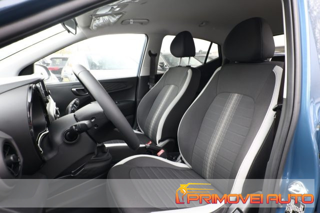 Hyundai i10 1.0 MPI 63 CV - foto 4 di 4