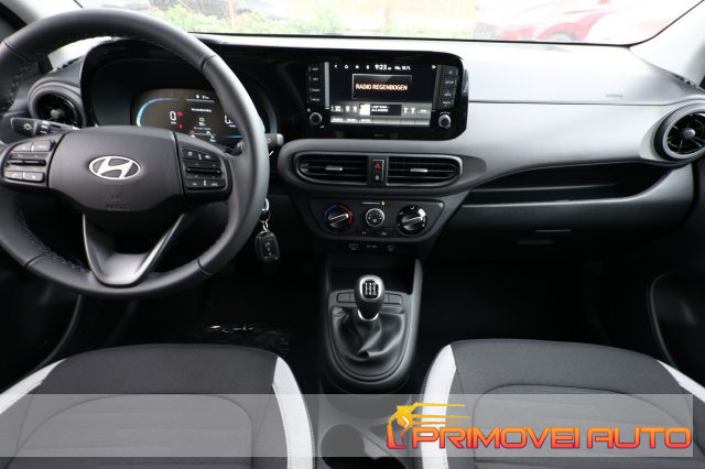 Hyundai i10 1.0 MPI 63 CV - foto 2 di 4