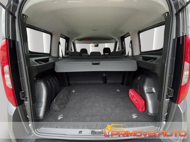 Fiat Doblo 1.6 MJT 120CV S&S PL Combi Maxi - foto 2 di 4