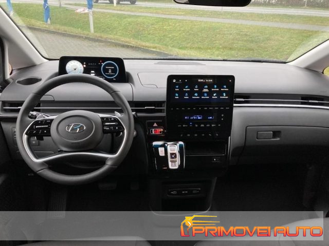 Hyundai STARIA 2.2 AT 2WD 9 posti TREND - foto 3 di 4