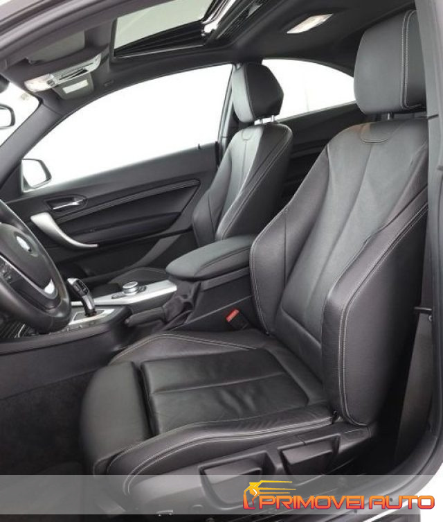 BMW 218 i Coup� Sport Line - foto 2 di 4