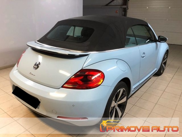 Volkswagen Maggiolino Cabrio 1.2 TSI Design usato a CASTELNUOVO RANGONE