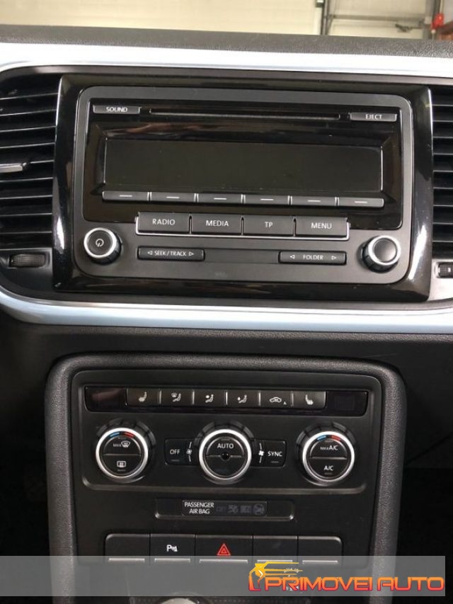 Volkswagen Maggiolino Cabrio 1.2 TSI Design, del 2014, 99.000 km, in vendita a Castelnuovo Rangone (MO)