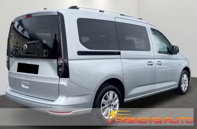 Volkswagen Caddy 1.5 TSI 114 CV DSG Life Maxi, del 2022, 13.600 km, in vendita a Castelnuovo Rangone (MO)