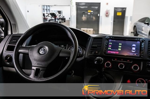 Volkswagen Caravelle 2.0 TDI 102CV PC Trendline - foto 2 di 4