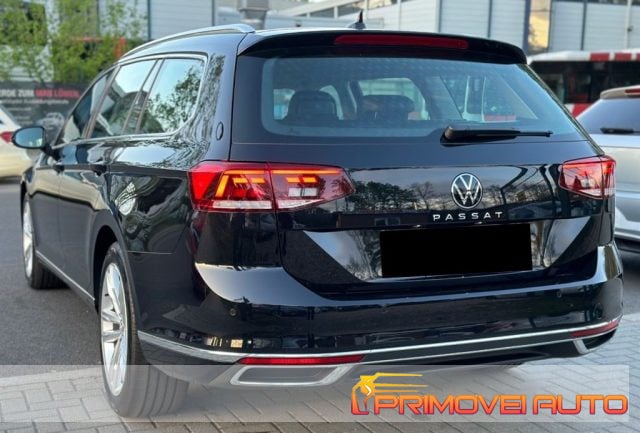 Volkswagen Passat Variant 1.5 TSI ACT DSG Elegance, del 2023, 500 km, in vendita a Castelnuovo Rangone (MO)