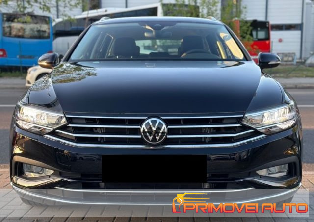 Volkswagen Passat Variant 1.5 TSI ACT DSG Elegance, del 2023, 500 km, in vendita a Castelnuovo Rangone (MO)