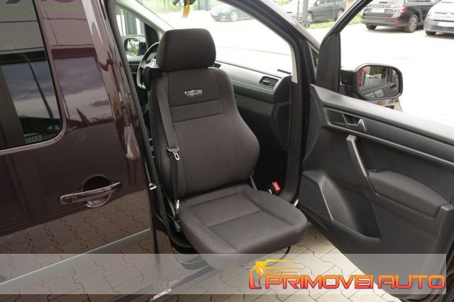 Volkswagen Caddy 1.0 TSI 102 CV Trendline - foto 2 di 4