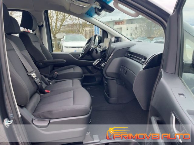 Hyundai STARIA 2.2 AT AWD 9 posti Trend - foto 4 di 4