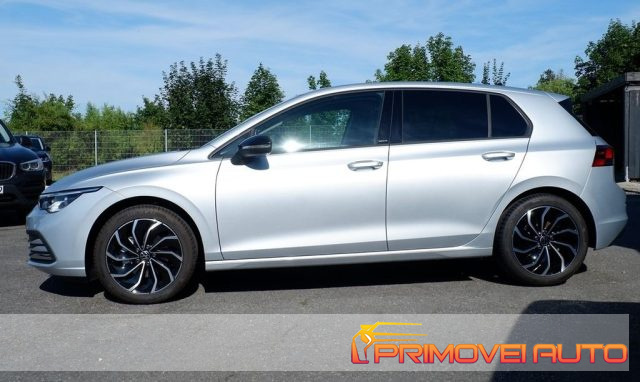 Volkswagen Golf 1.0 eTSI EVO DSG Move - foto 4 di 4