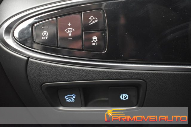 Hyundai Genesis GV70 2.2 209 cv 4WD AT8 LUXURY, del 2021, 107.000 km, in vendita a Castelnuovo Rangone (MO)