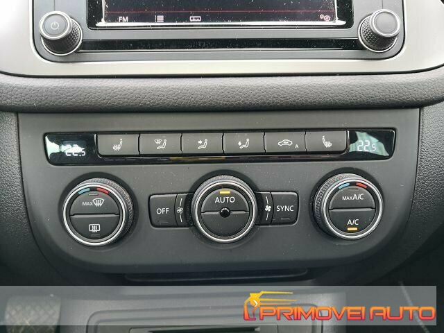 Volkswagen Tiguan 2.0 TDI 150CV 4MOTION DSG R-Line, del 2016, 117.000 km, in vendita a Castelnuovo Rangone (MO)