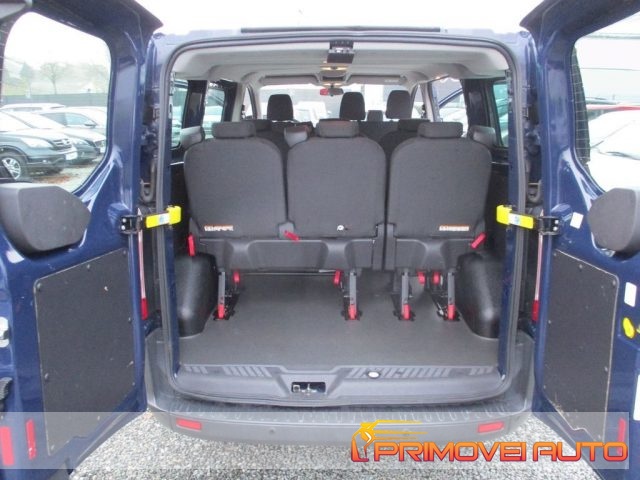 Ford Transit Custom 300 2.2 TDCi Combi Entry, del 2015, 76.400 km, in vendita a Castelnuovo Rangone (MO)