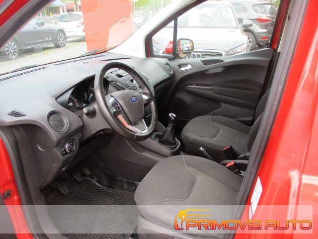 Ford Transit Courier 1.5 TDCi 75CV Van - foto 2 di 4