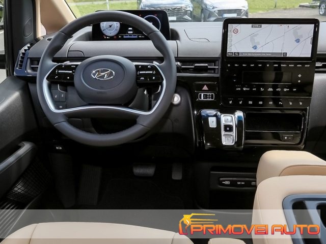 Hyundai STARIA 2.2 AT 2WD 9 posti Wagon Prime - foto 2 di 4