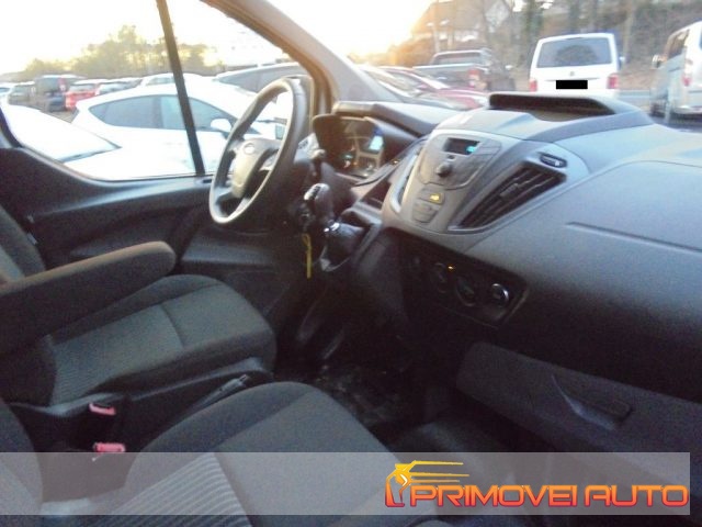 Ford Transit Custom 310 2.2 TDCi 125CV L1 Combi usato a CASTELNUOVO RANGONE