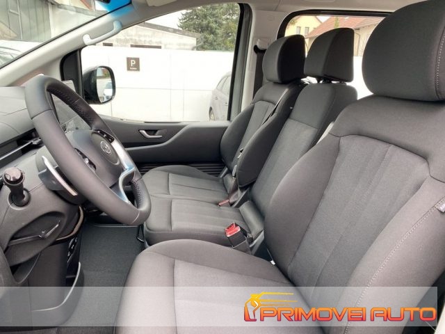 Hyundai STARIA 2.2 AT 4WD 9 posti Wagon - foto 3 di 4