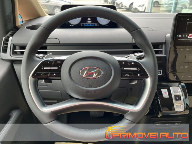 Hyundai STARIA 2.2 MT 2WD 9 posti Prime - foto 2 di 4