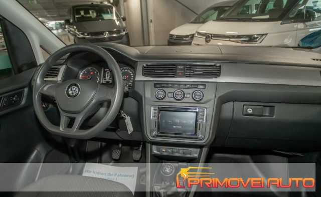 Volkswagen Caddy 2.0 TDI 102 CV Trendline usato a CASTELNUOVO RANGONE
