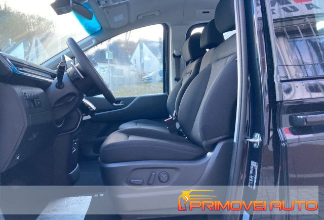 Hyundai STARIA 2.2 AT 2WD 9 posti Wagon - foto 2 di 4