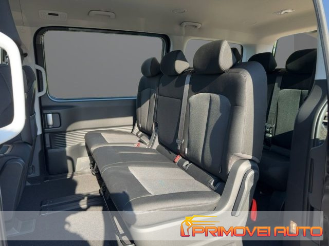 Hyundai STARIA 2.2 AT Trend 4WD - foto 2 di 4