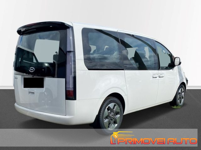 Hyundai STARIA 2.2 AT 9 posti nuovo a CASTELNUOVO RANGONE