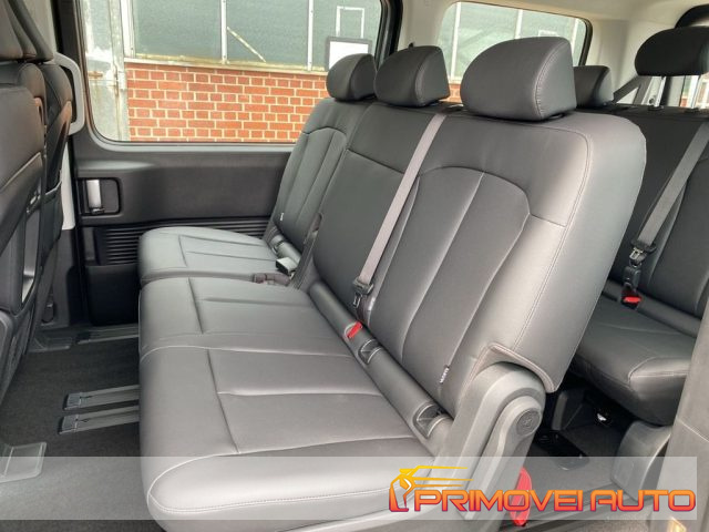 Hyundai STARIA 2.2 AT 9 posti - foto 2 di 4