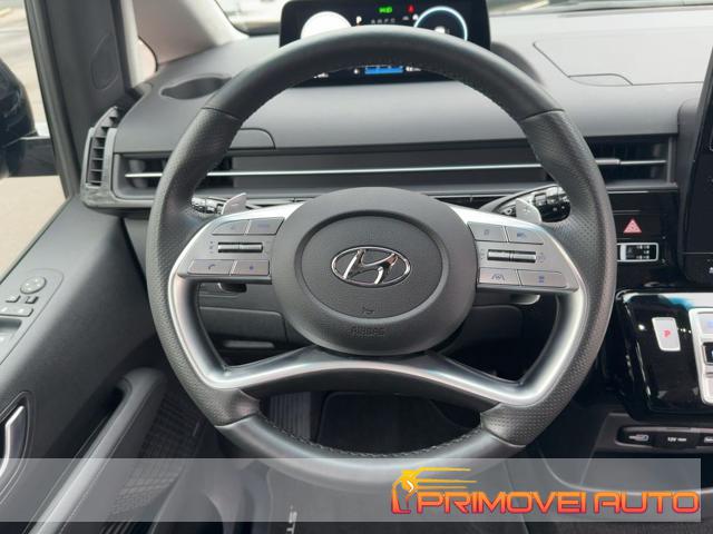 Hyundai STARIA 2.2 AT 2WD 7 posti Luxury - foto 2 di 4